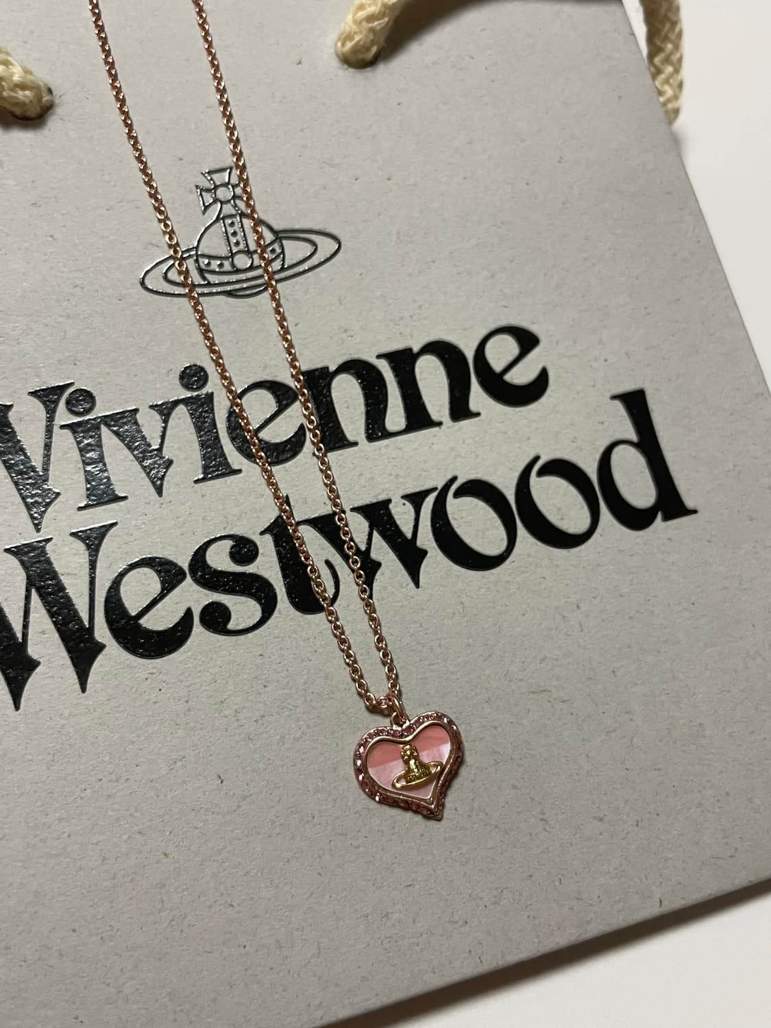 비비안웨스트우드 페트라목걸이 핑크골드 상품이미지2