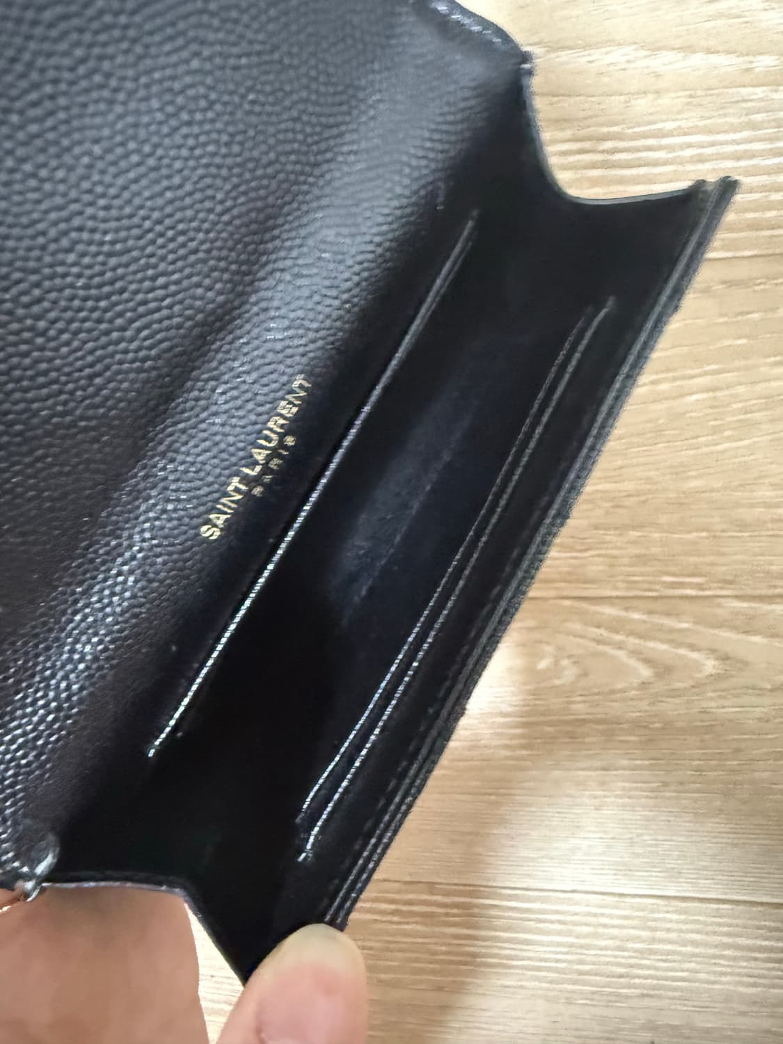 입생로랑 반지갑 상품이미지3