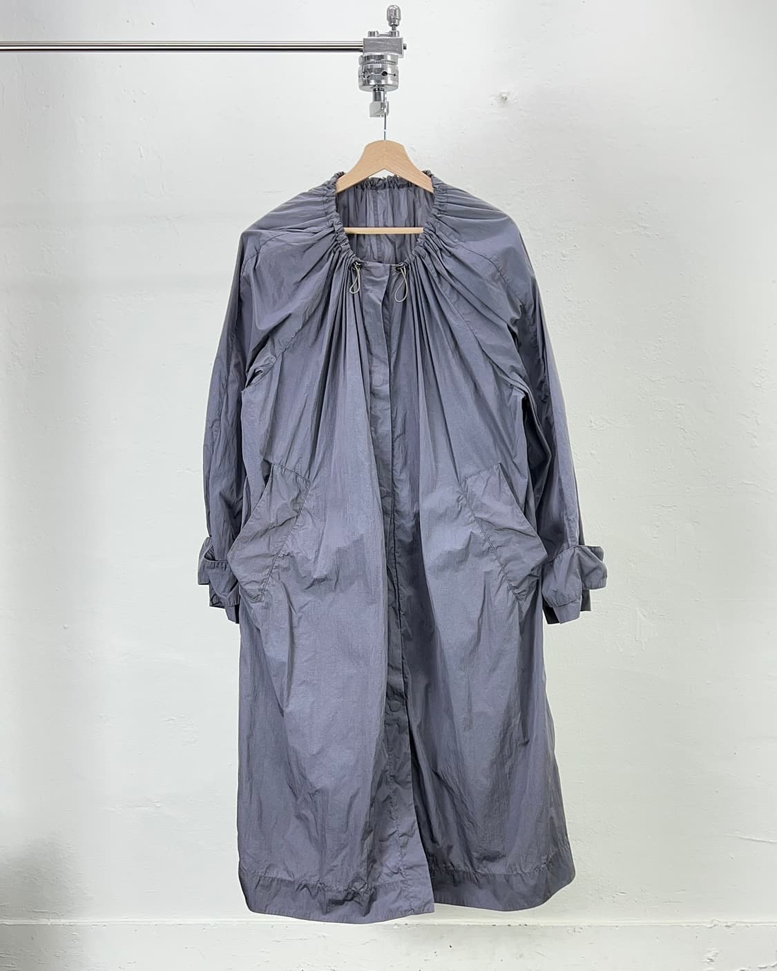 스튜디오 니콜슨 모스 그레이 네크 셔링 나일론 원피스 상품이미지1