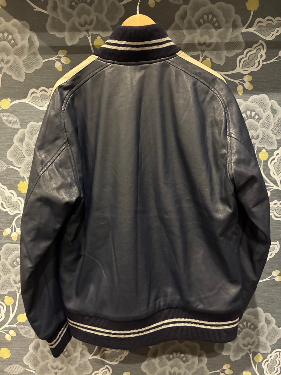 니들스 어워드 자켓 상품이미지2