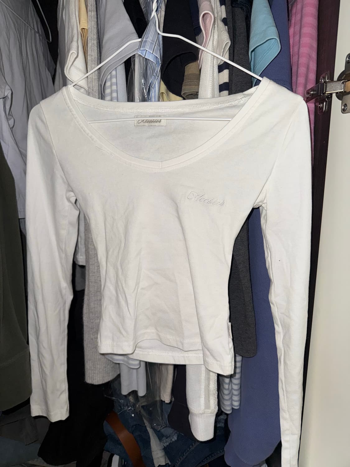 클리시어 긴팔티 상품이미지1