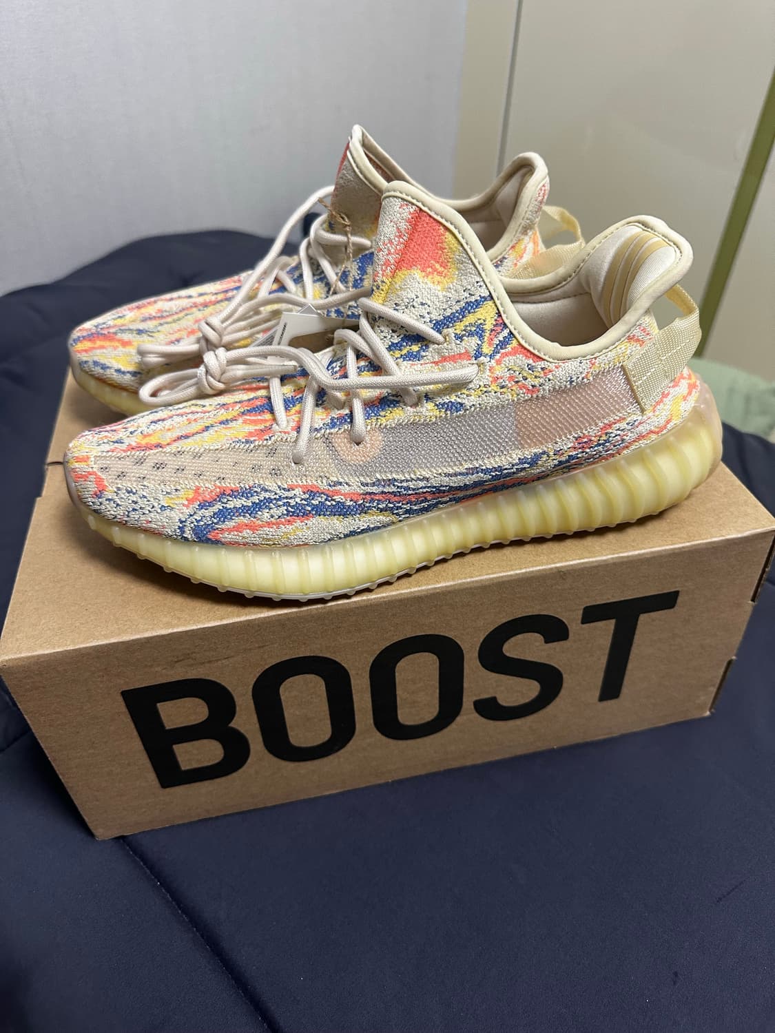 Yeezy boost 350 V2 mix oat 상품이미지1