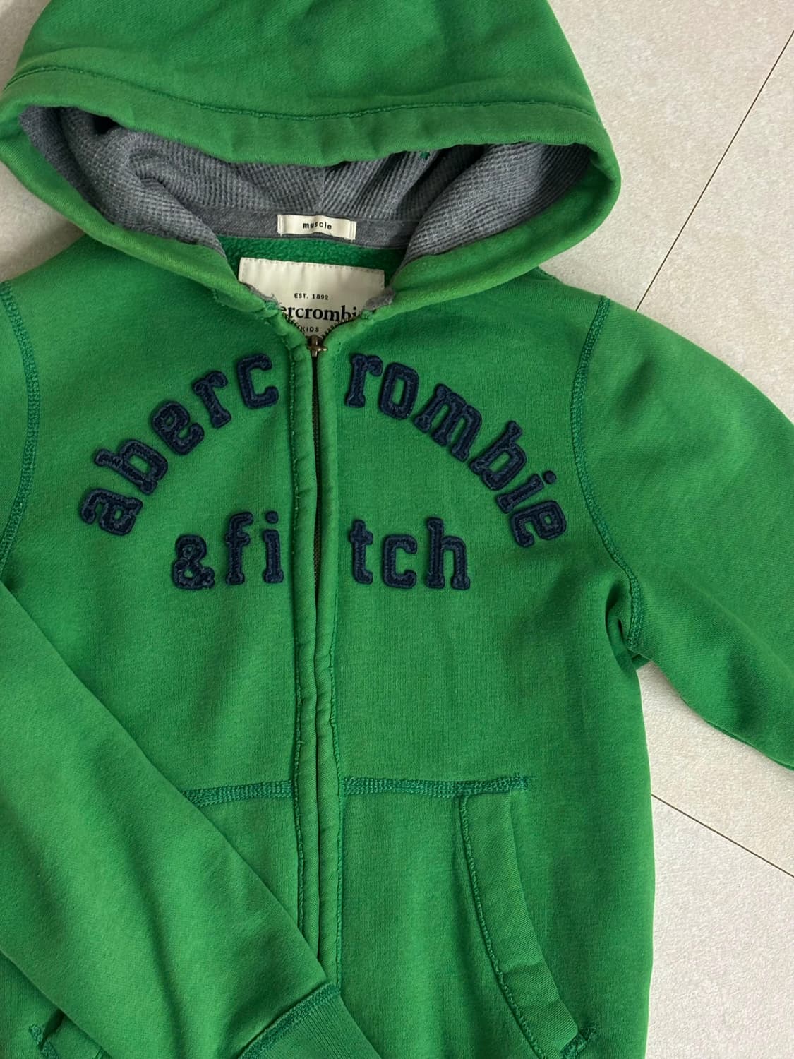 아베크롬비 슬림핏 그린 후드집업 상품이미지1