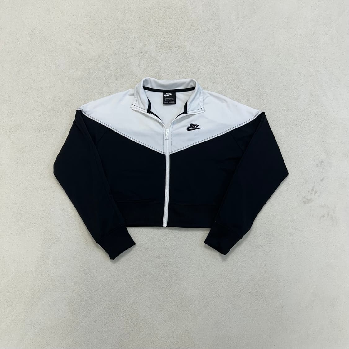 Nike black & white crop jersey 상품이미지5