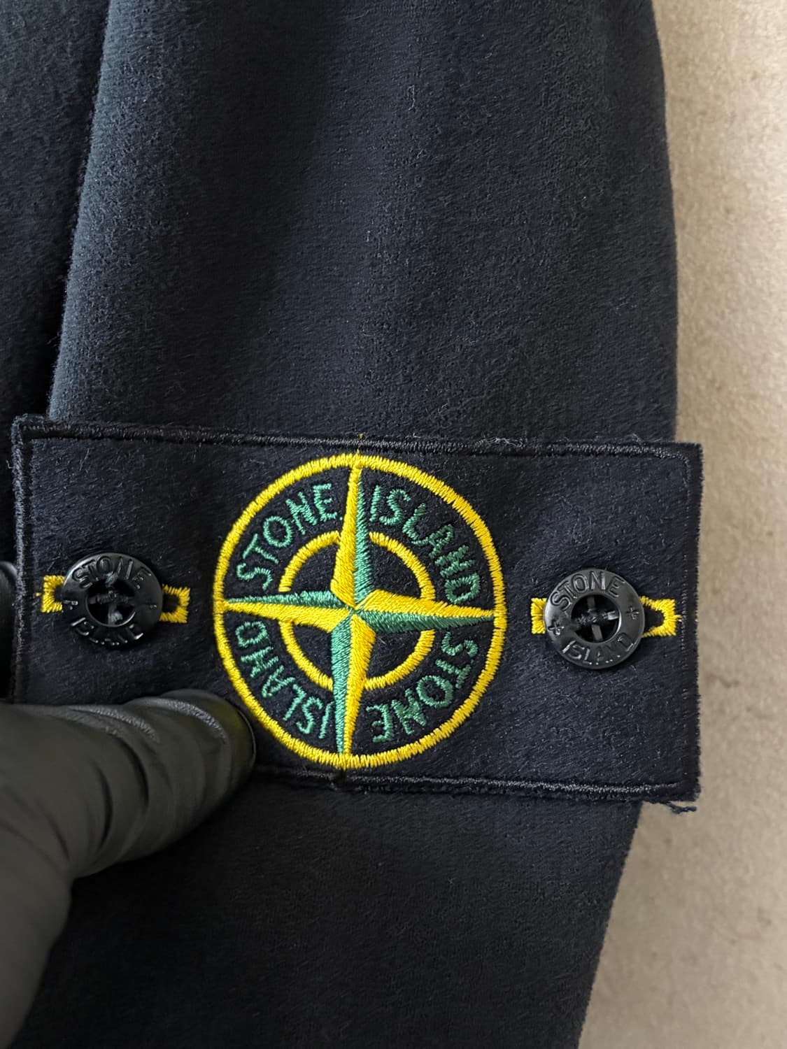 스톤아일랜드 맨투맨 블랙 상품이미지3