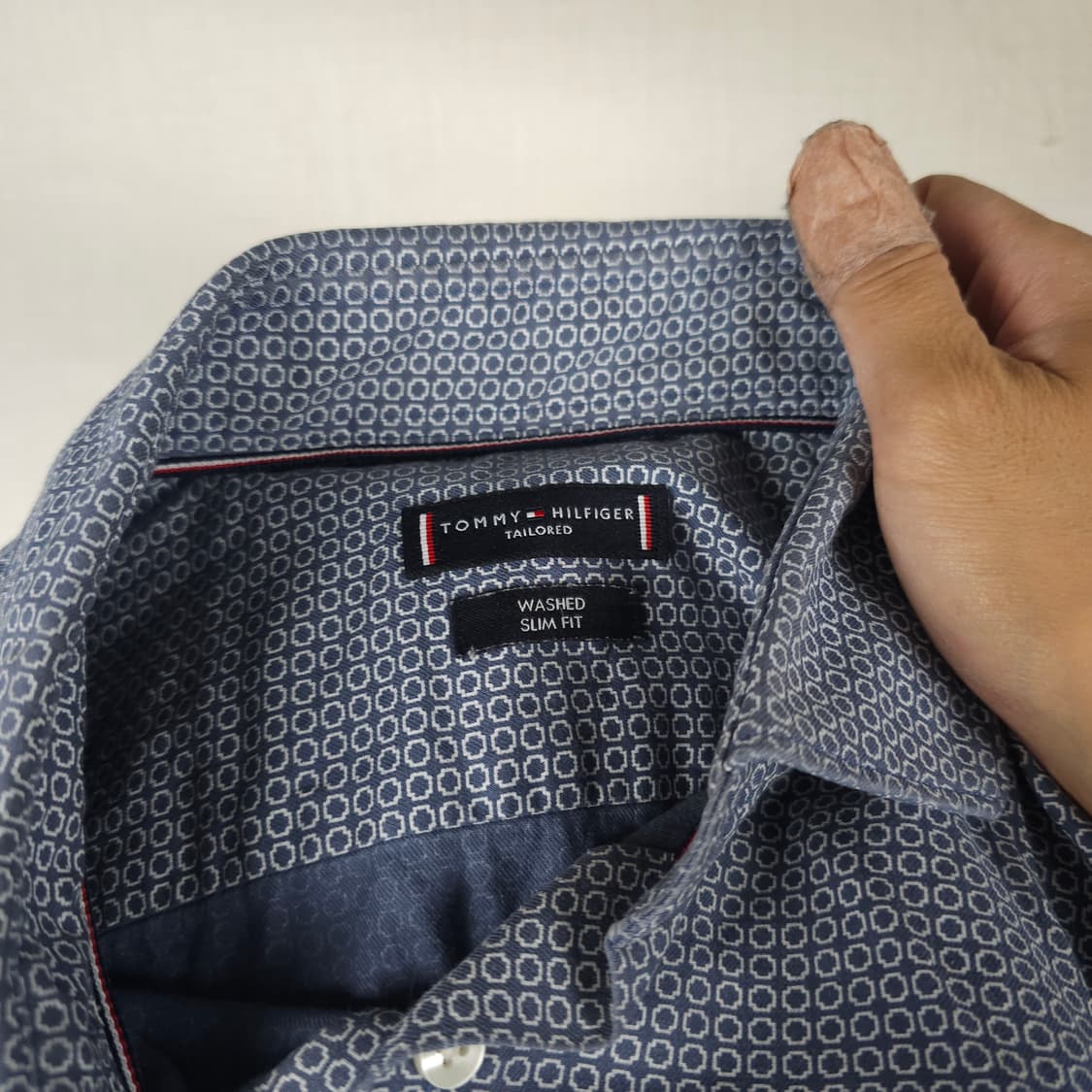 타미힐피거 긴팔남방 남자95사이즈  상품이미지3