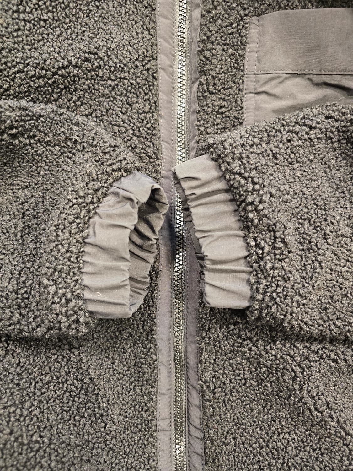 베네통 남여공용 뽀글이 후리스 자켓 검정 L(100) 상품이미지7