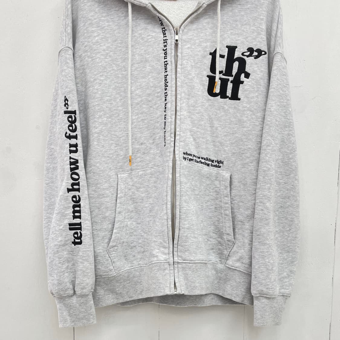 텔미하우유필 나비 레터링 후드 집업 & 조거팬츠 트레이닝 셋업 상품이미지3