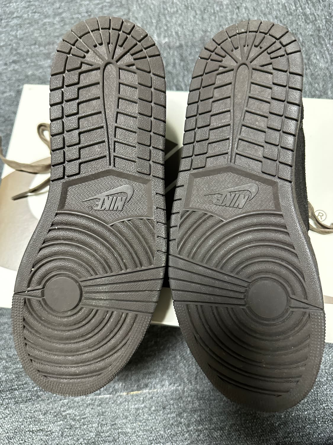 나이키 조던x스캇 벨벳 브라운 280 상품이미지5