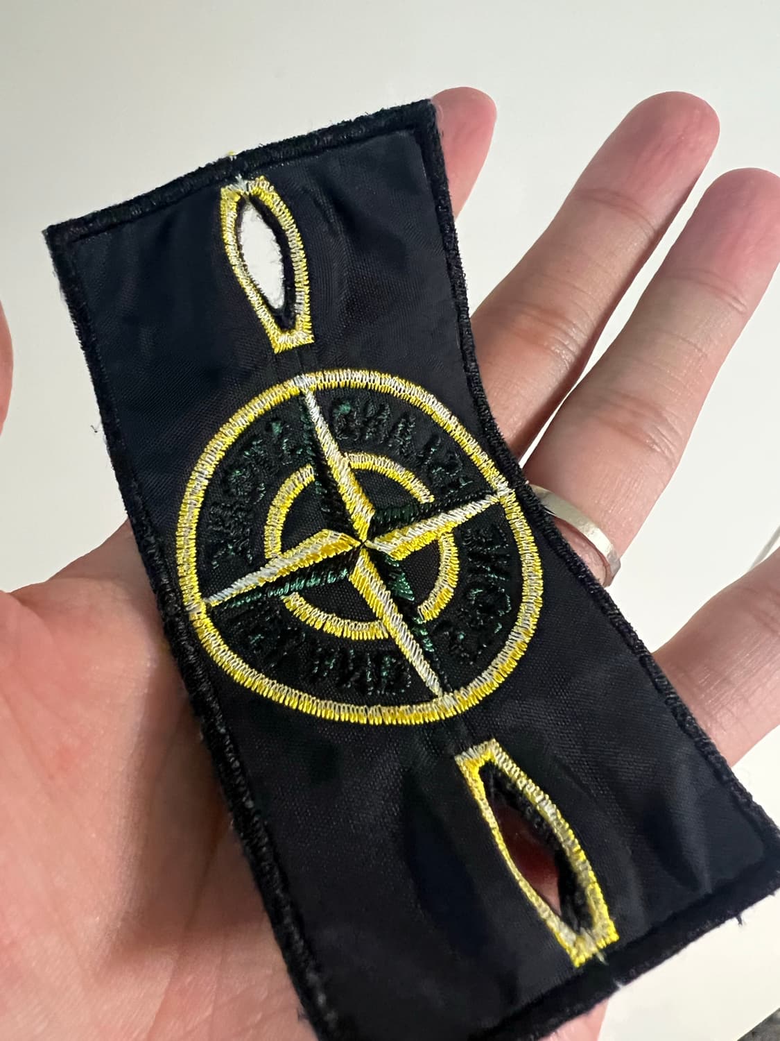 스톤아일랜드 후드집업 카키 상품이미지4