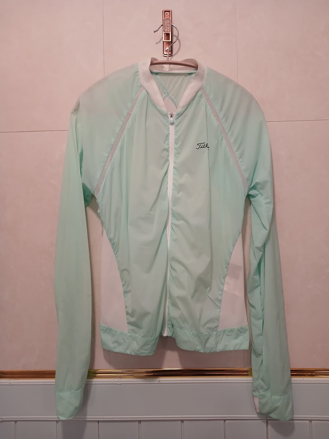 타이틀리스트 정품 여성 바람막이 85 ~ 90 사이즈 상품이미지1