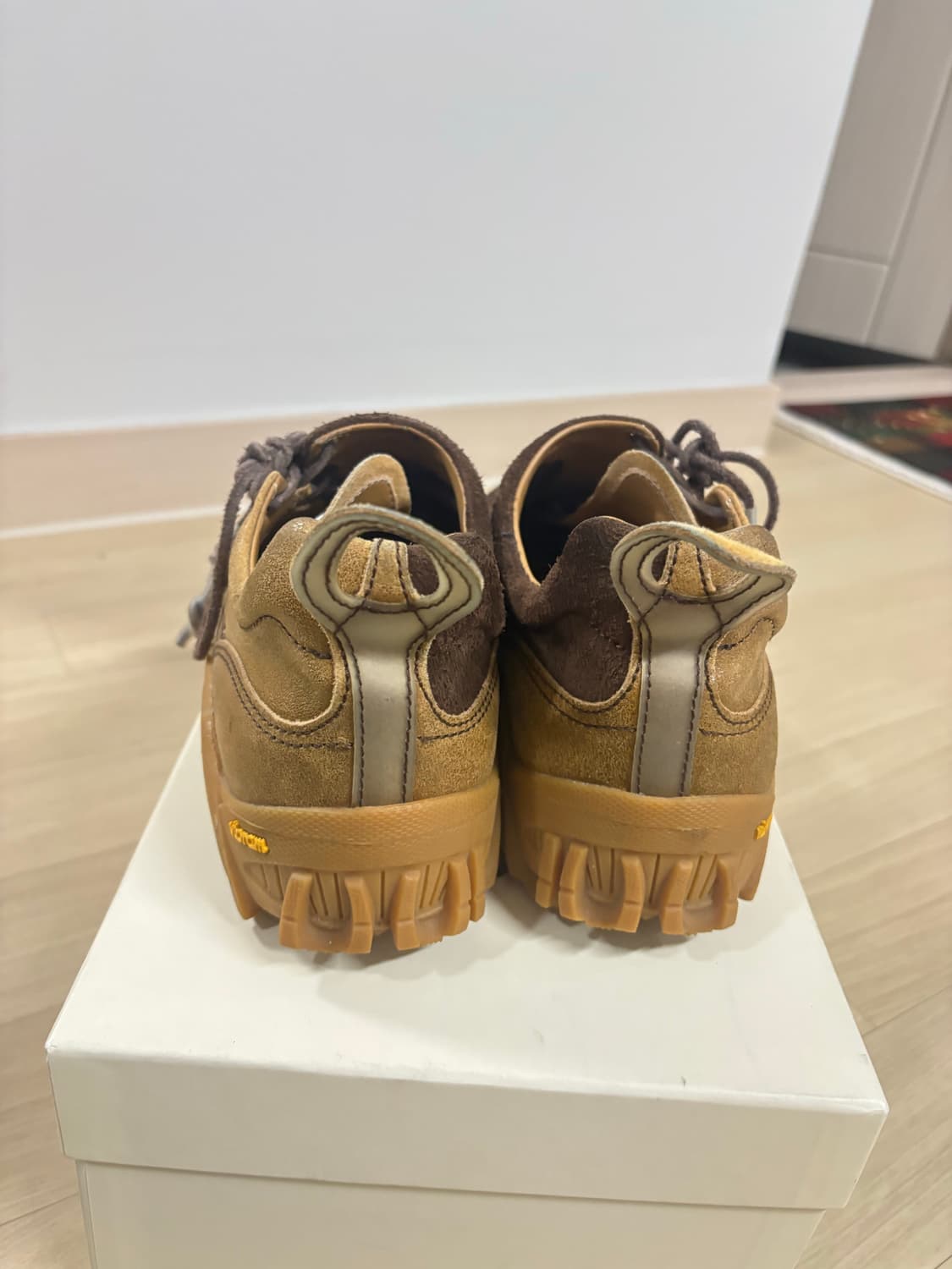 아워레가시 가베 오크 스웨이드 브라운  상품이미지4