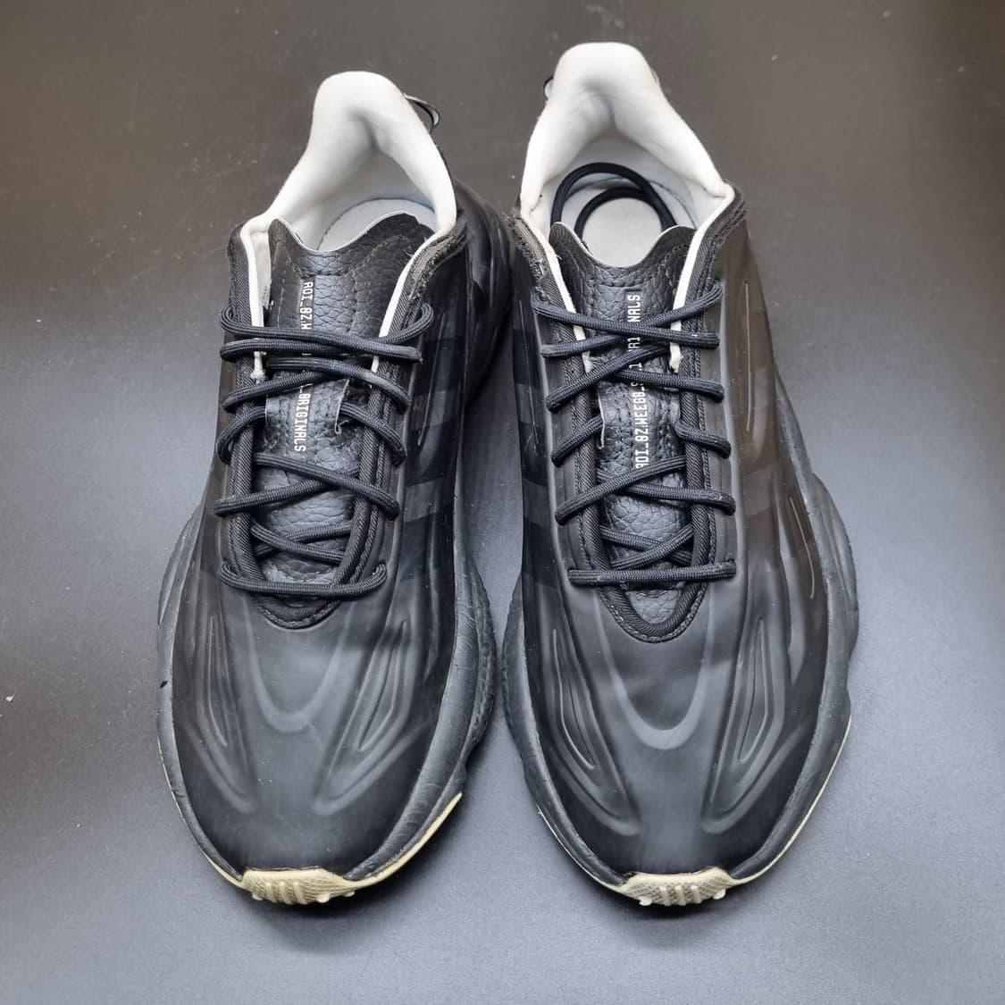 아디다스 오즈위고 클로즈드 여성운동화230  상품이미지2