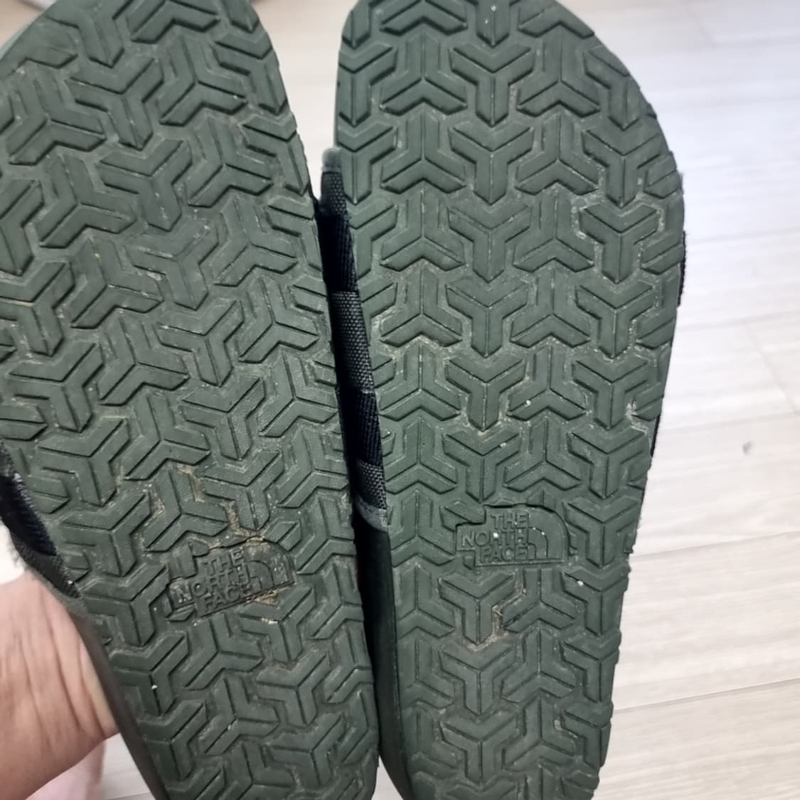 노스페이스 슬리퍼 체크 샌들 그린(260~275) 상품이미지3