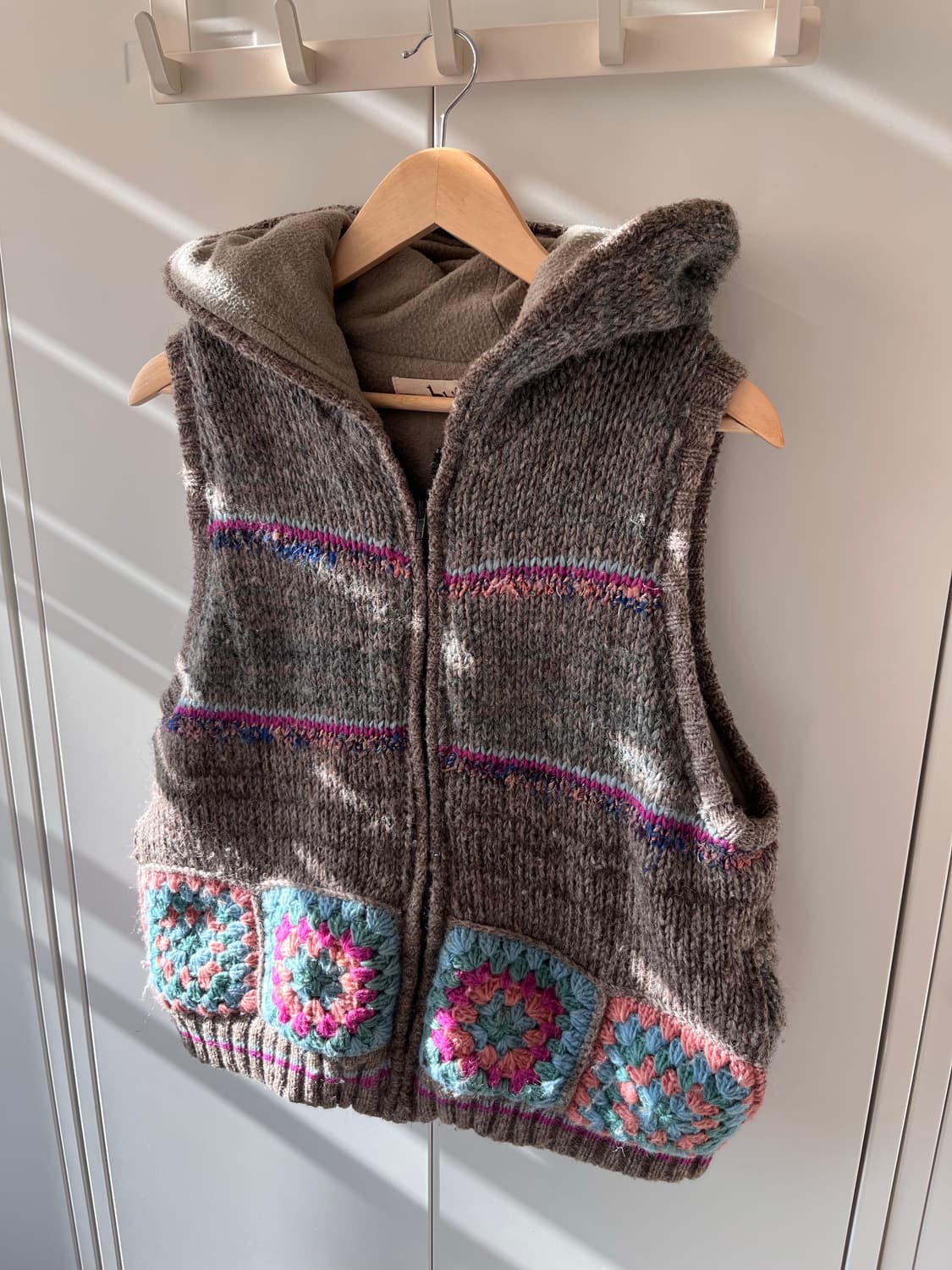 Titicaca 티티카카 모티브 니트 조끼 집업 상품이미지7