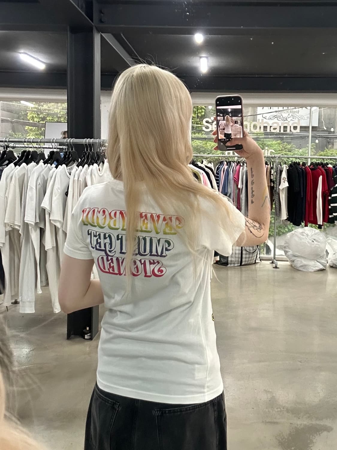 히스테릭 글래머 퍽베어 Must Get Stoned 그래픽  백로고 반팔 상품이미지2