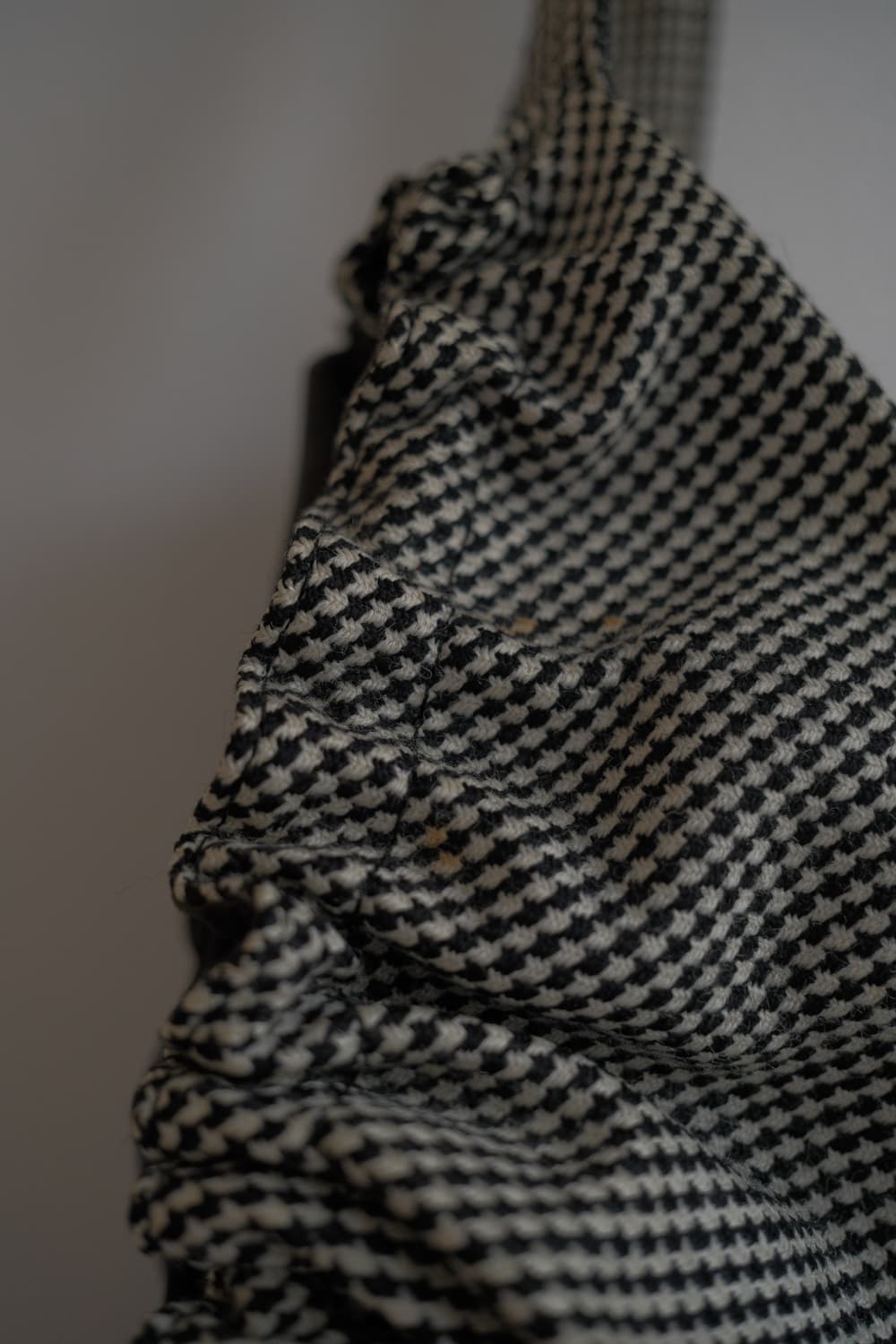 Hound’s-tooth check dumpling bag 상품이미지9