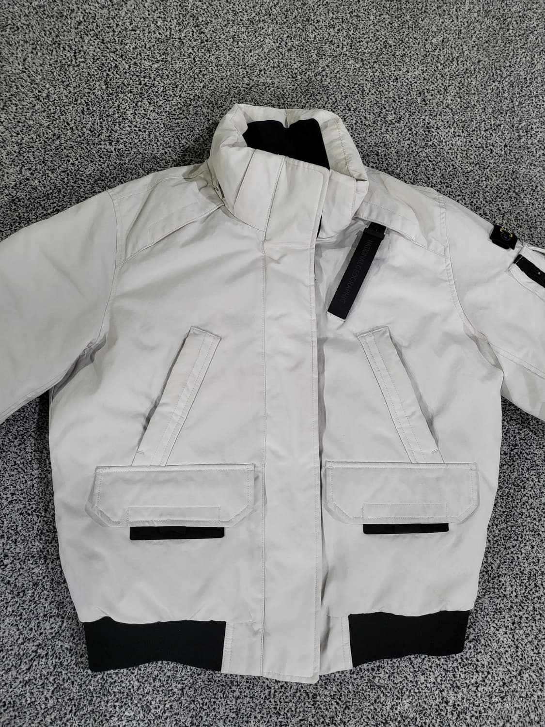 내셔널지오그래픽 덕다운 패딩 상품이미지1