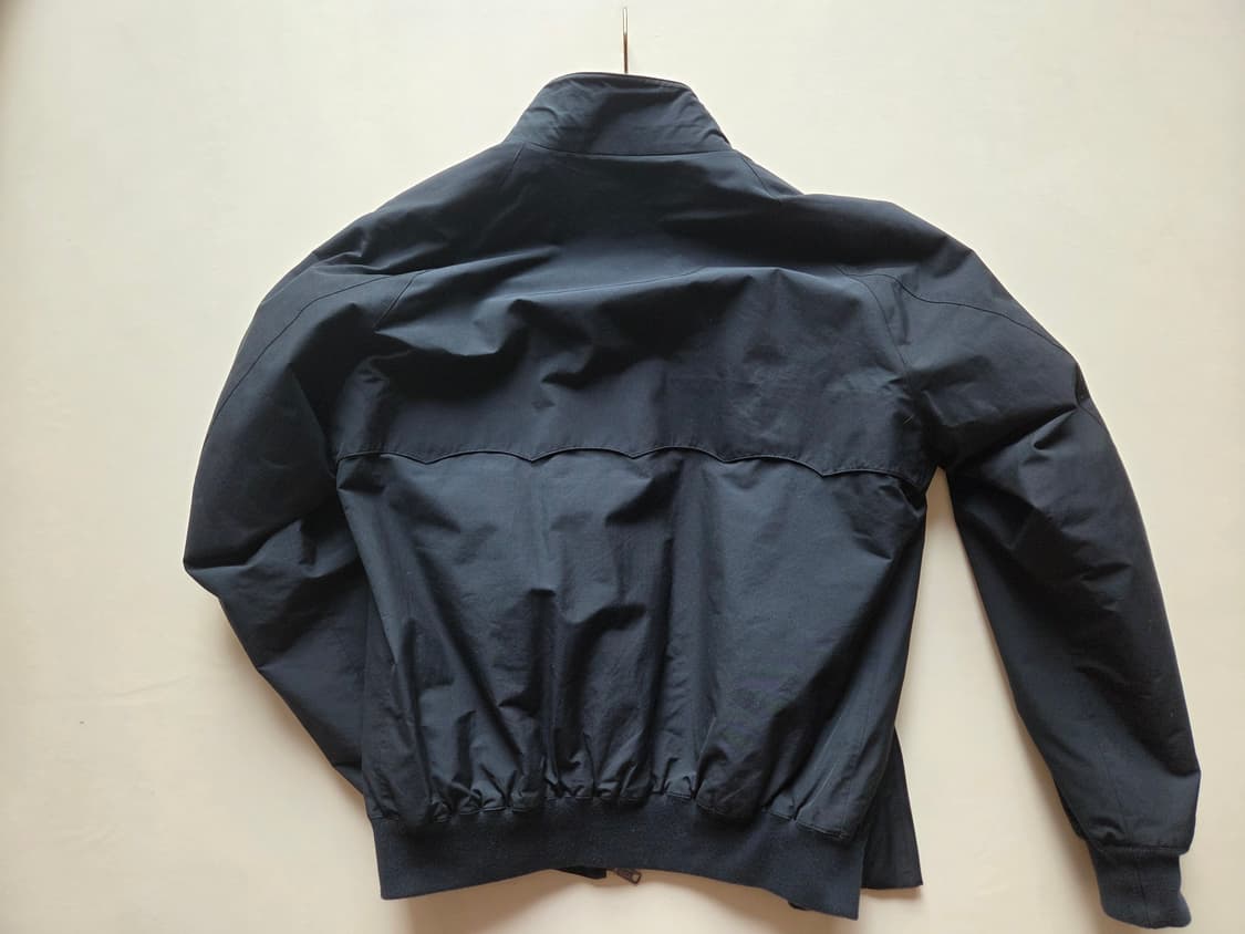 바라쿠타 g9 자켓 42사이즈 네이비 팝니다. 상품이미지3