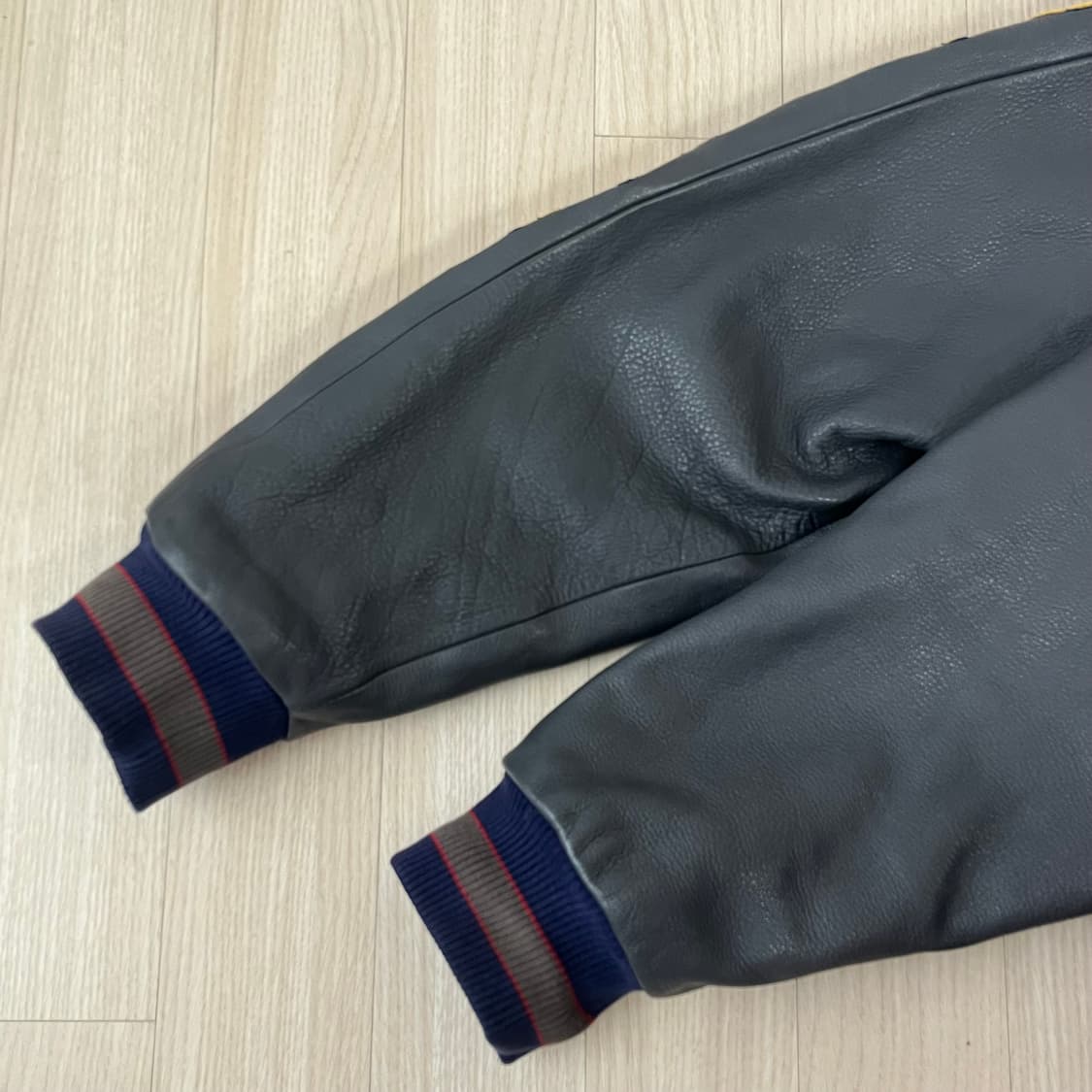 Hooligan Varsity Jacket Navy 상품이미지8