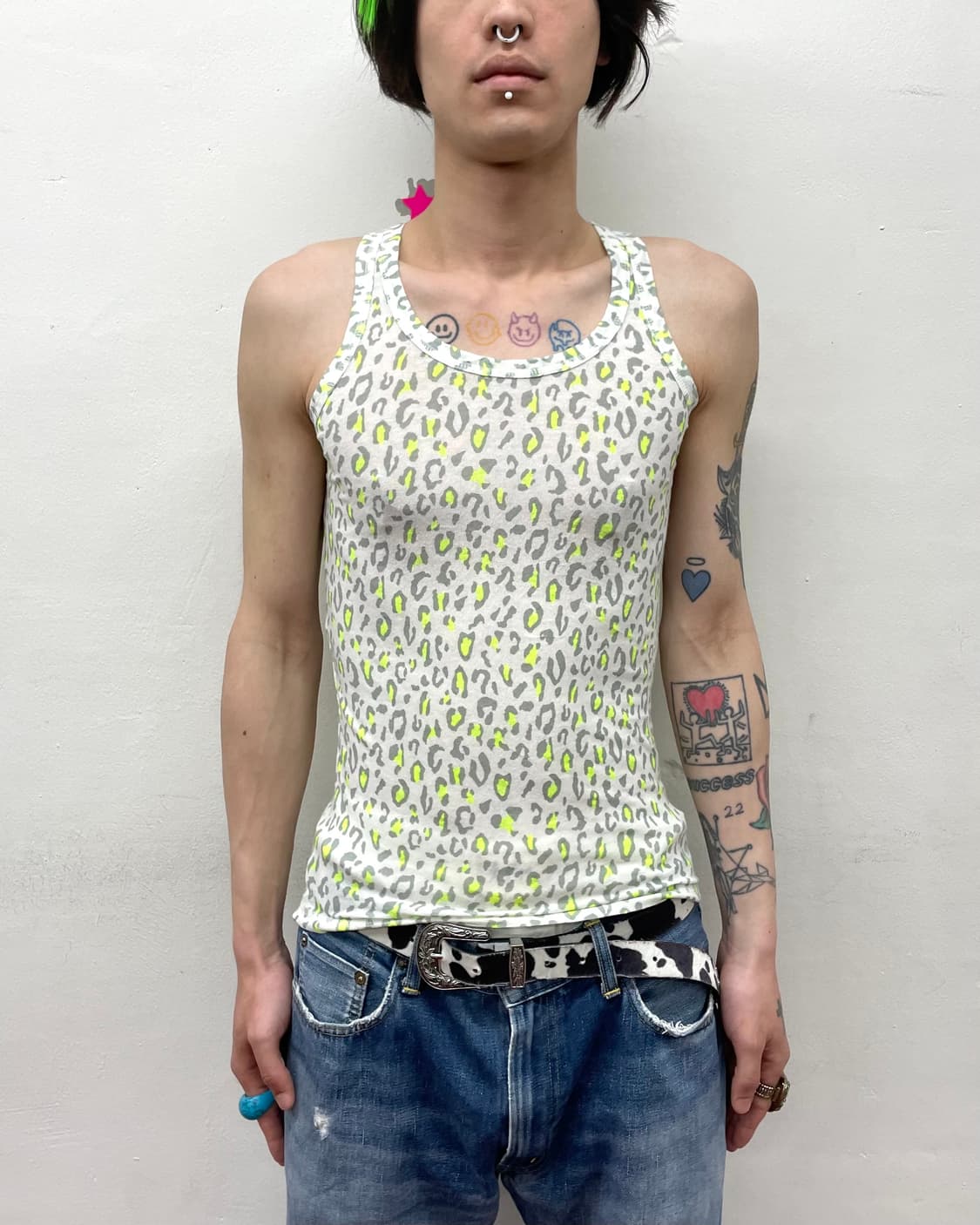green leopard sleeveless shirt 상품이미지1