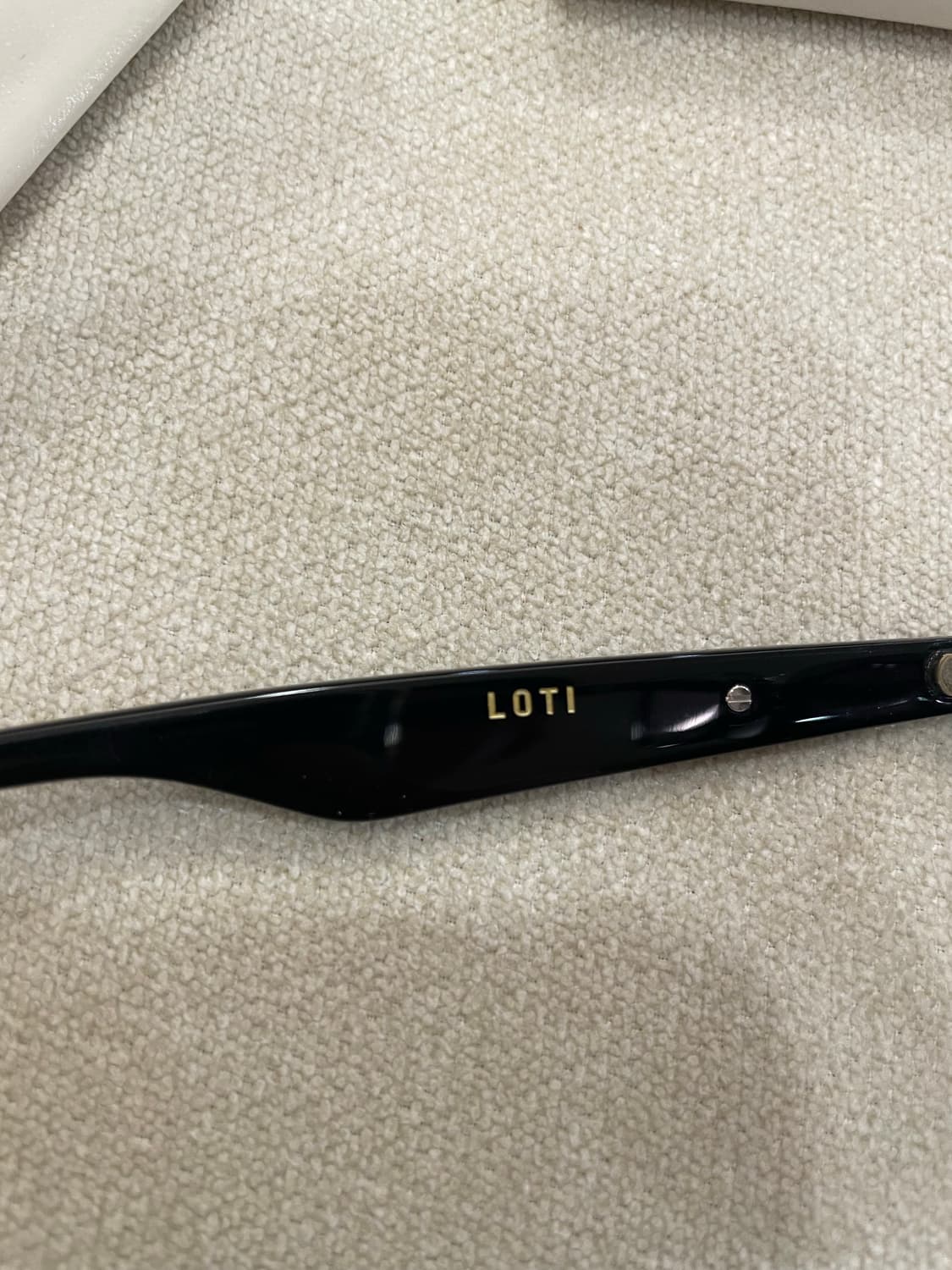 젠틀몬스터 LOTI 로티 01 블랙 선글라스 상품이미지7