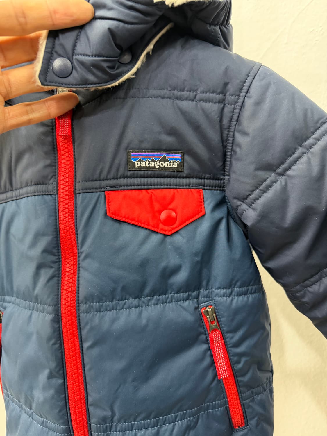 정품) 파타고니아 키즈 뽀글이 퀼팅 패딩 3T 상품이미지4