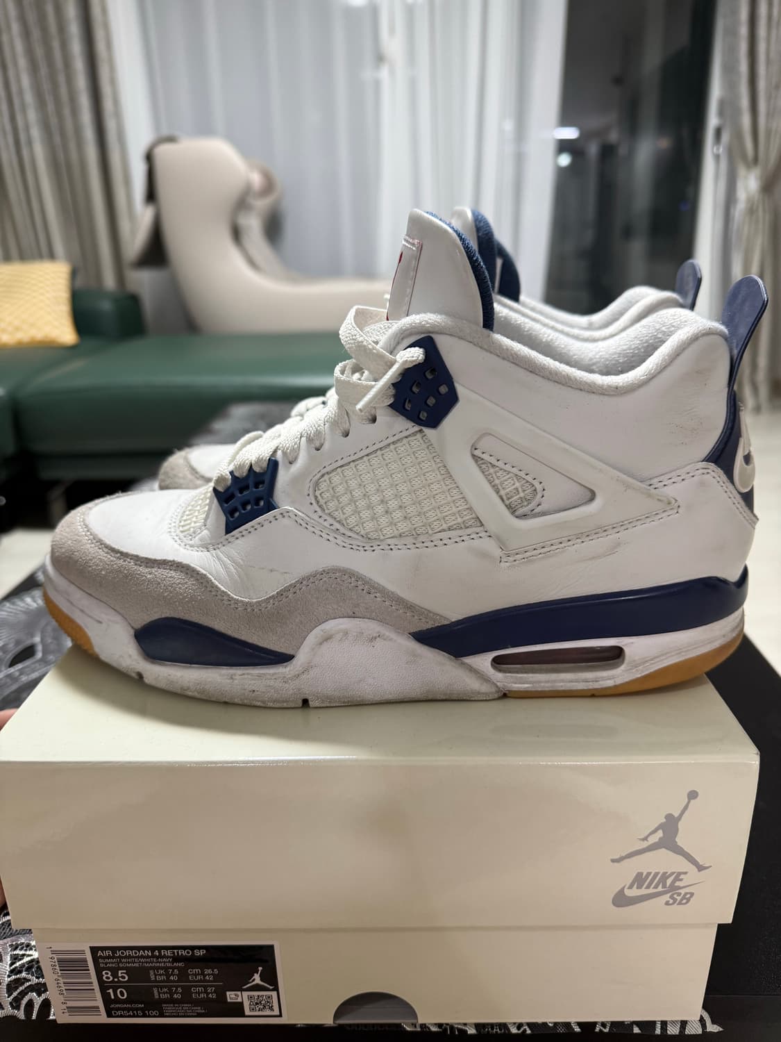 나이키 조던4 SB레트로 네이비 상품이미지1