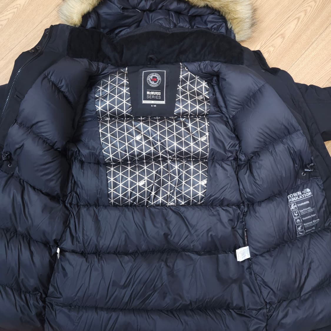 노스페이스 맥머도 블랙 여성 패딩 S/85 상품이미지8