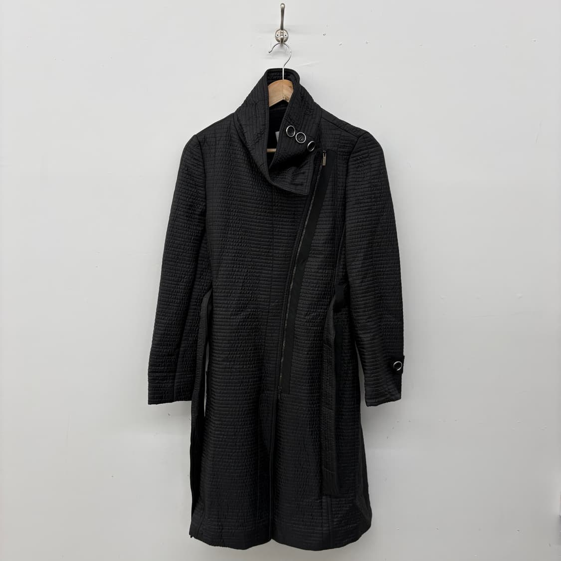 아르마니 블랙 퀼팅 롱 코트 여/S 상품이미지1