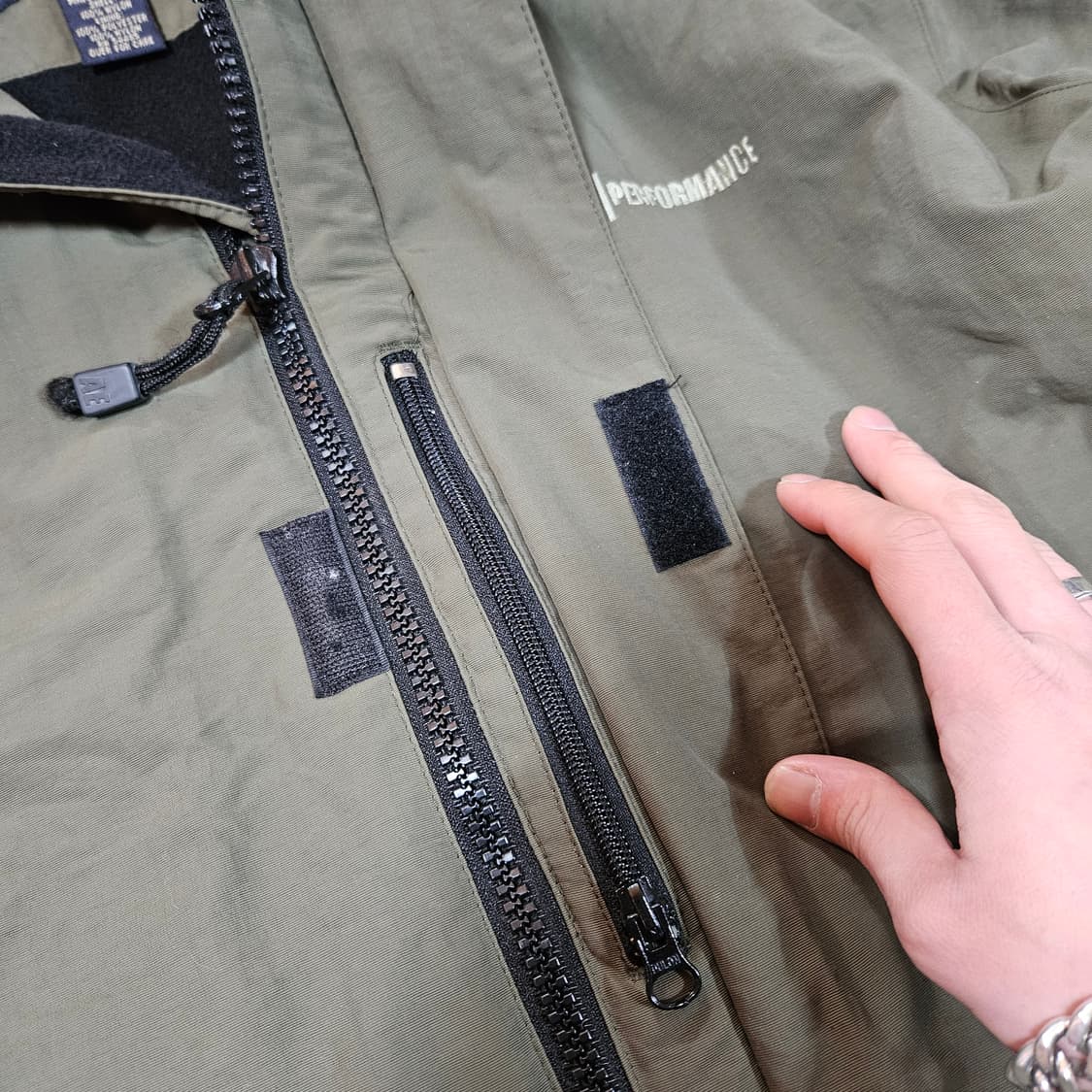 아메리칸이글 아웃피터스 고프코어 기모 바람막이 점퍼  상품이미지7