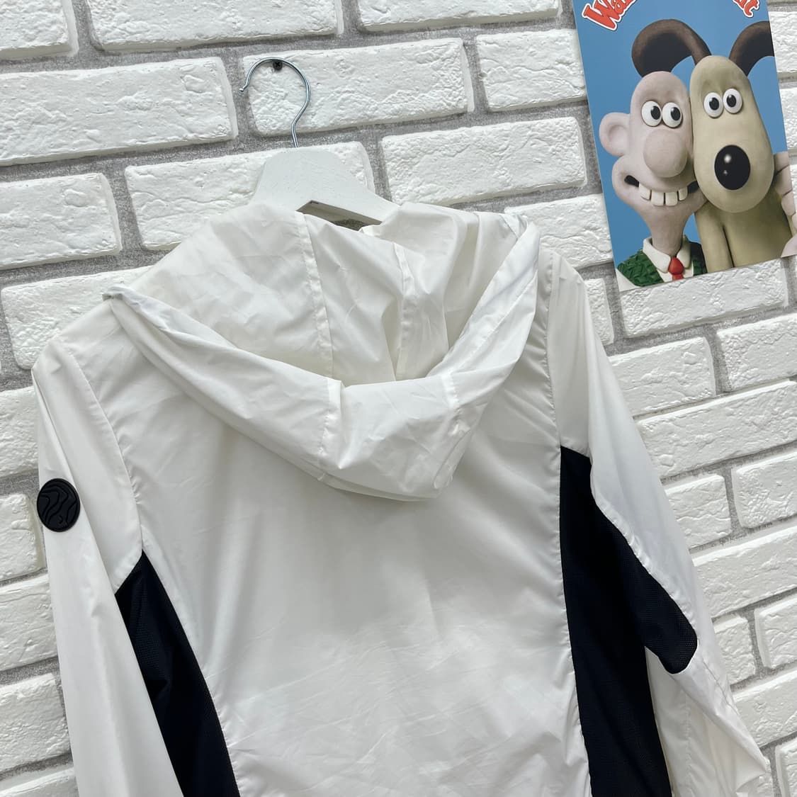 디스커버리 익스페디션 화이트 바람막이-S 90 상품이미지6