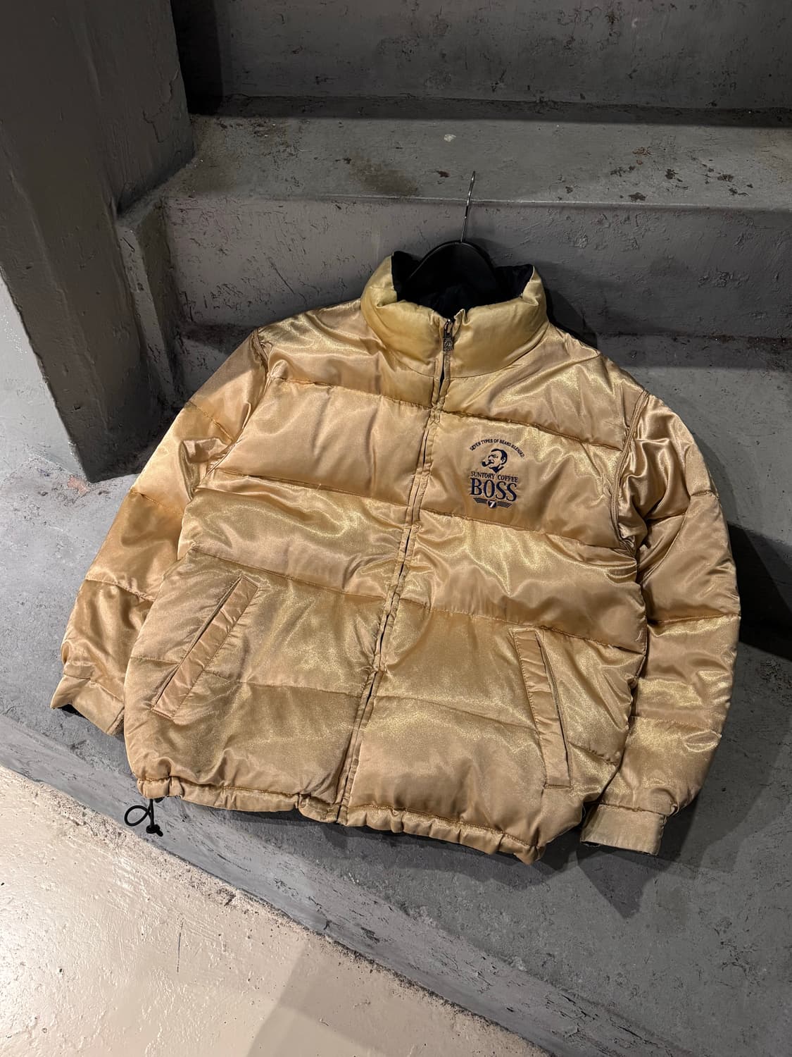 산토리 보스 커피 리버시블 다운 푸퍼자켓  상품이미지1