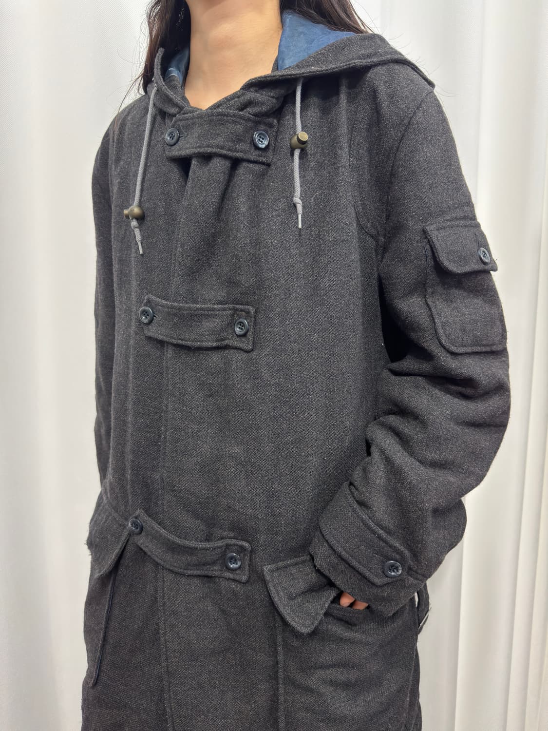 gray hood long coat 상품이미지4