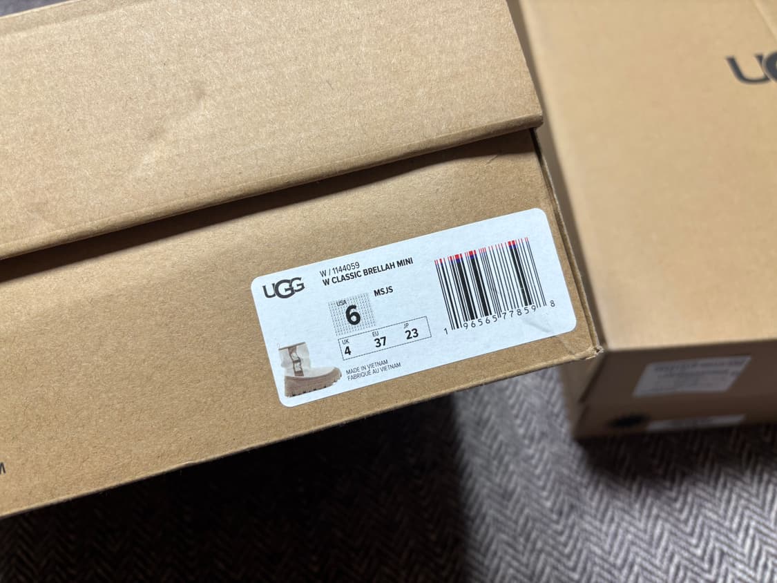 어그 클래식 브렐라 미니 6사이즈 새상품 상품이미지3