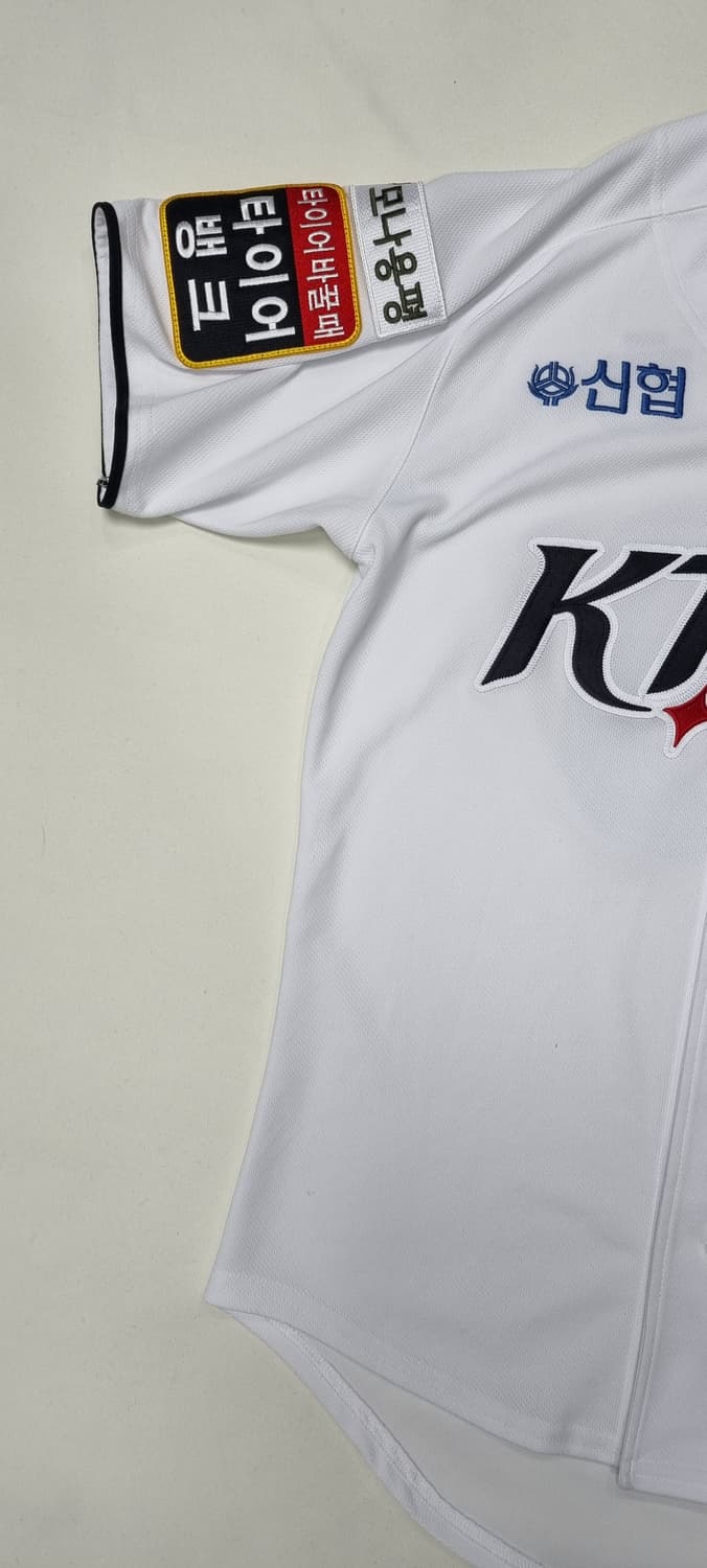 KT 위즈 홈 에센틱 강백호 유니폼 L _ 남성 상품이미지3
