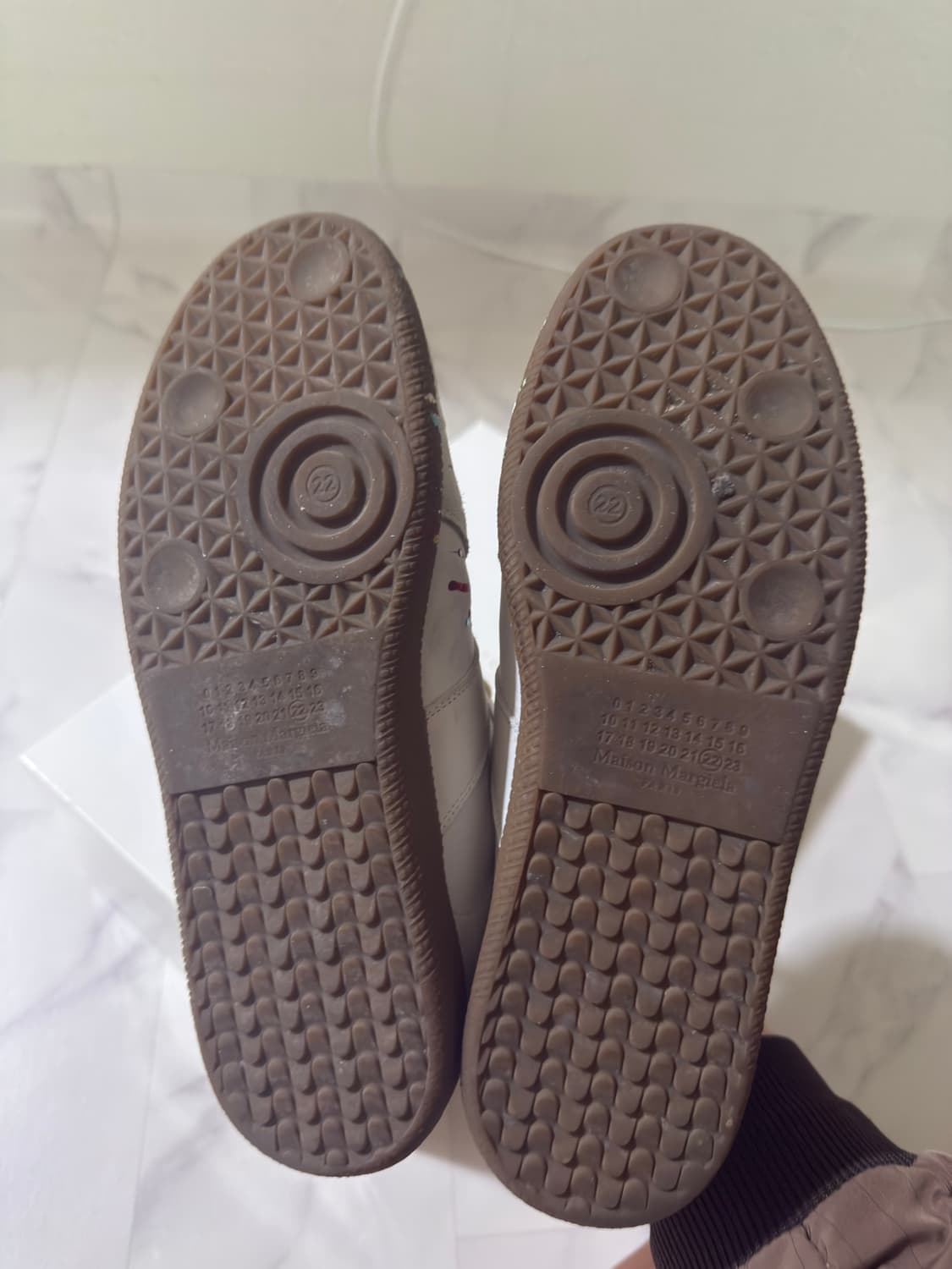 메종 마르지엘라 독일군 페인팅 스니커즈 상품이미지5