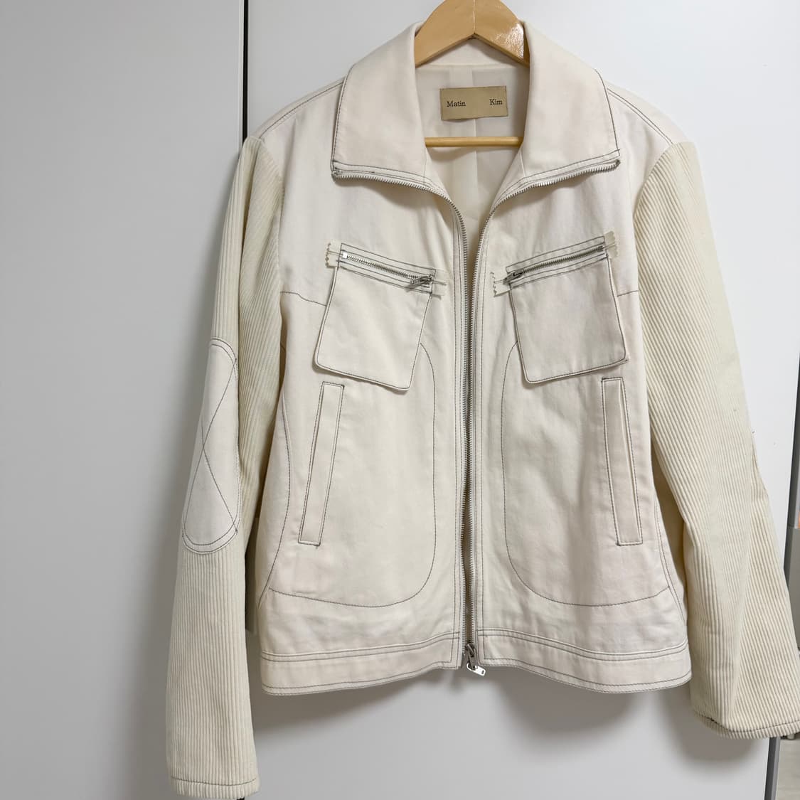 마뗑킴 니트 슬리브 포켓 점퍼 아이보리 상품이미지2