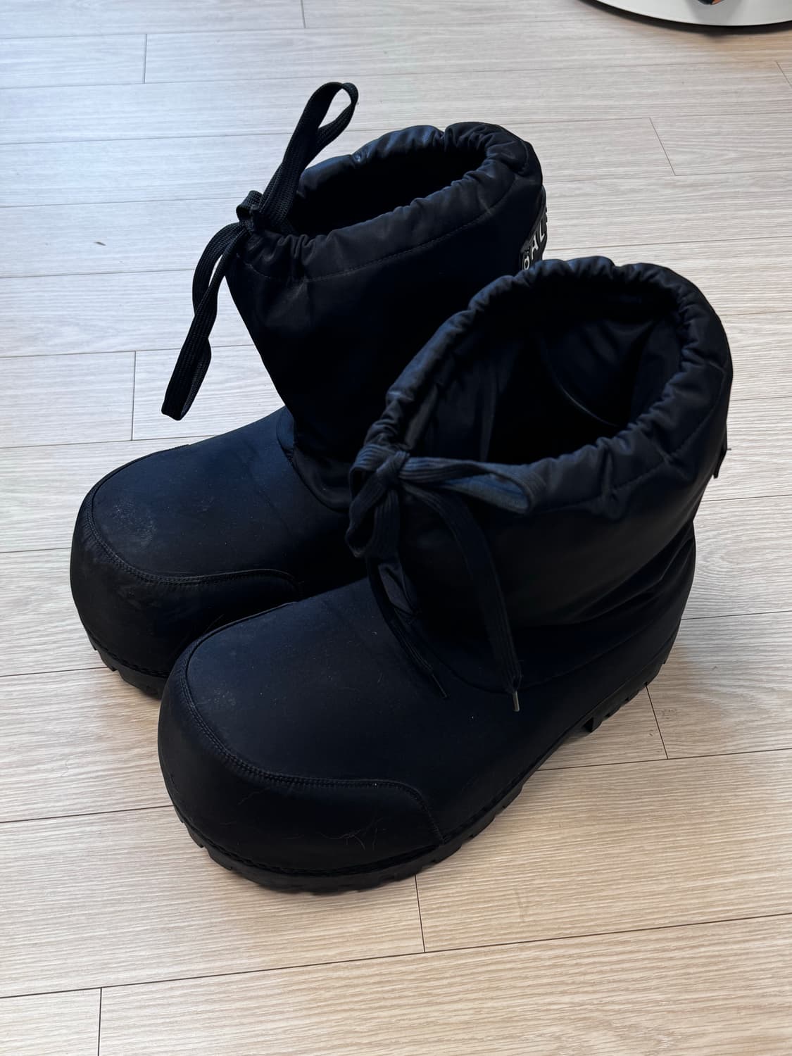 [41-42] 발렌시아가 스키웨어 알래스카 나일론 로우 부츠 블랙 상품이미지2