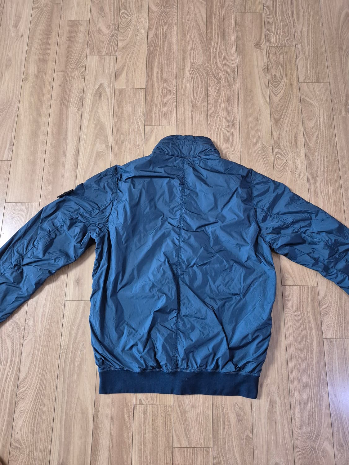 스톤아일랜드 크링클랩스 봄버 자켓 M 상품이미지3