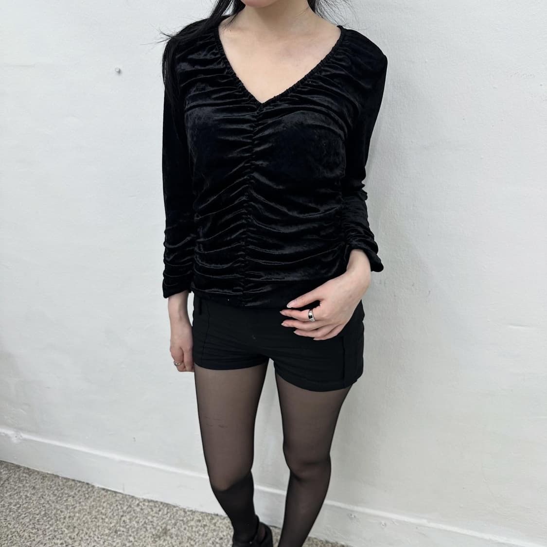 egoist shirring velvet long sleeve 상품이미지2
