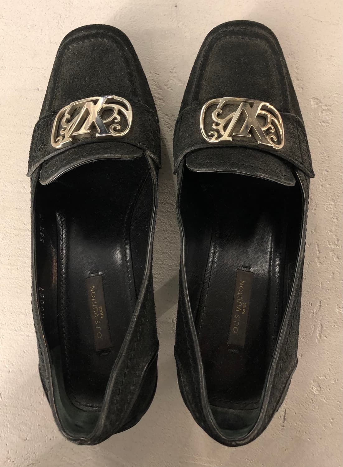 루이비통 로퍼 힐 블랙 스웨이드 36.5 상품이미지2