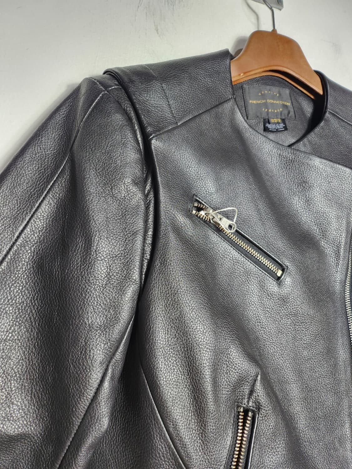 프렌치 커넥션 제뉴인 레더 노카라 라이더 자켓 상품이미지3