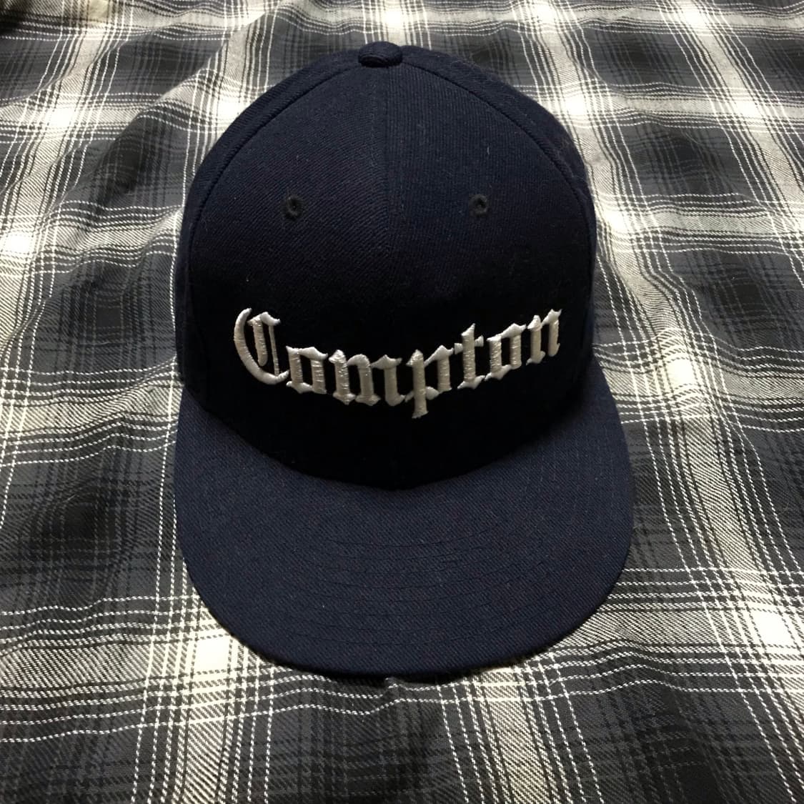 Compton 빈티지 네이비 스냅백 상품이미지1