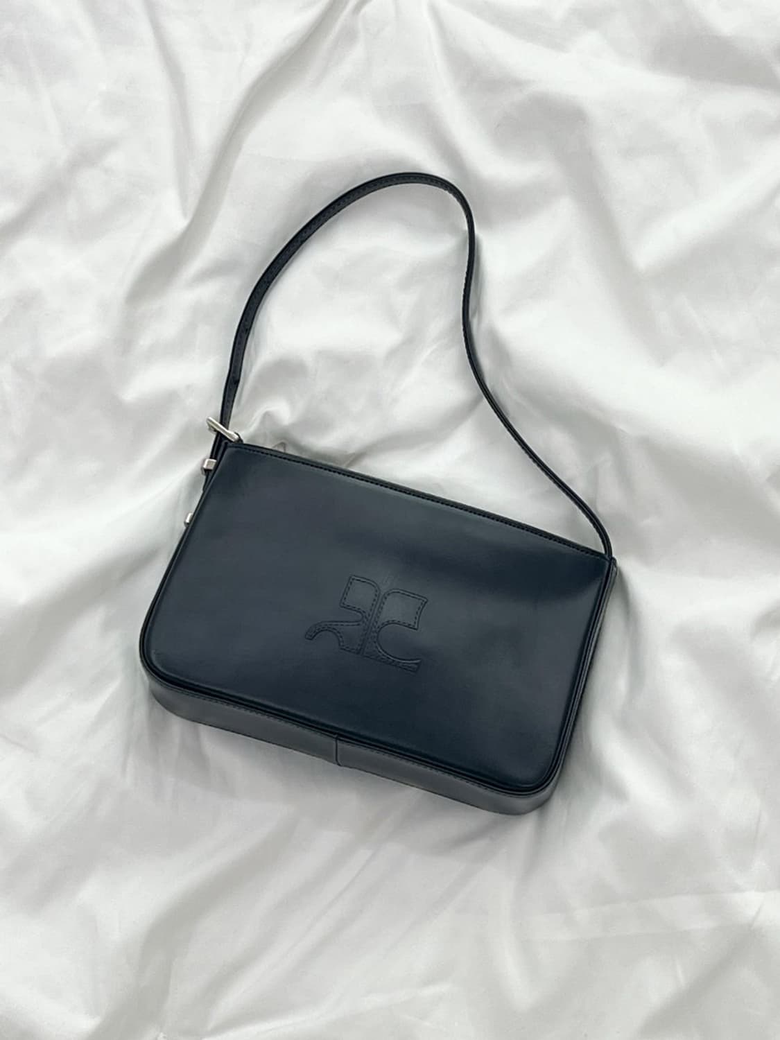  courreges / 꾸레쥬 블랙 스퀘어 숄더백 스몰 상품이미지1