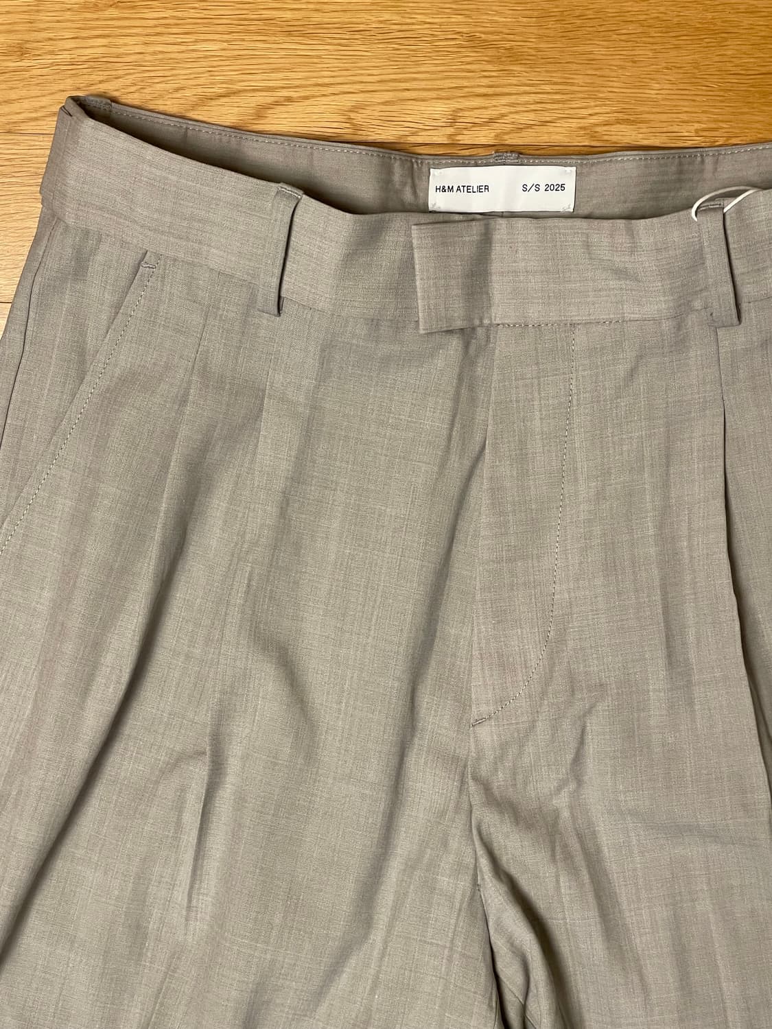 H&M 아뜰리에 그레이 투턱 울 슬랙스 상품이미지4