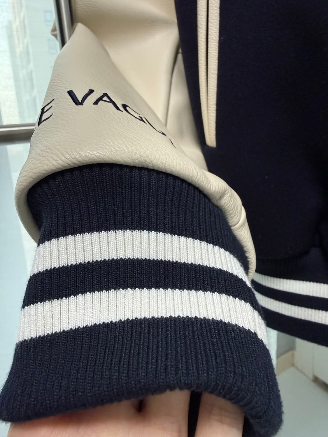 [급처] 오프넥 바시티 자켓 navy / s사이즈 상품이미지5