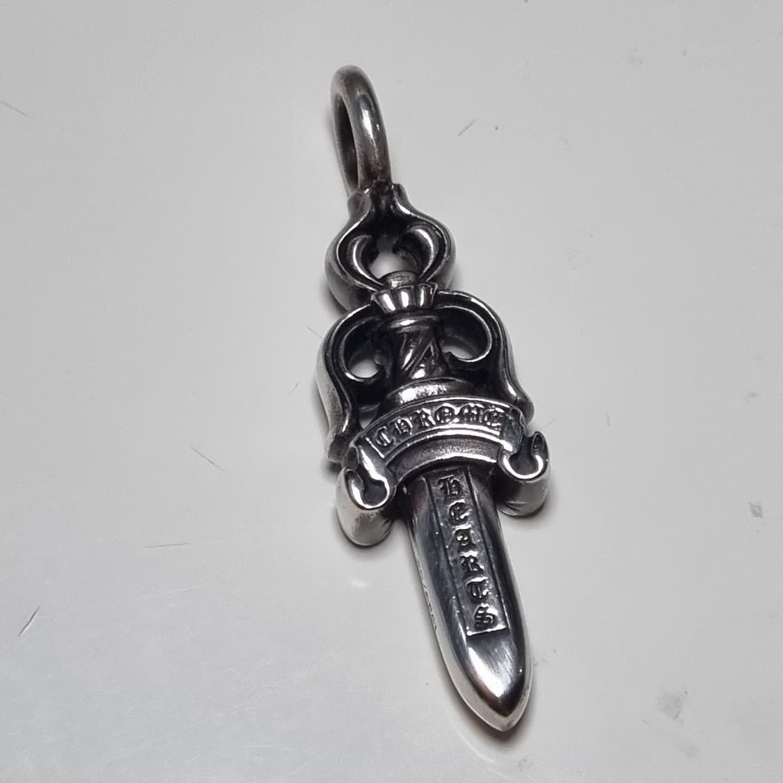 크롬하츠 더블대거 펜던트 상품이미지1