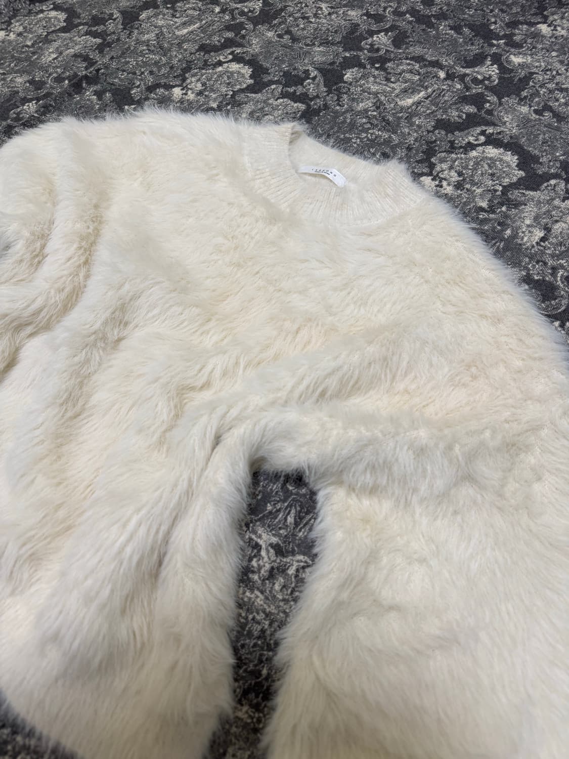 white fur knit 상품이미지4