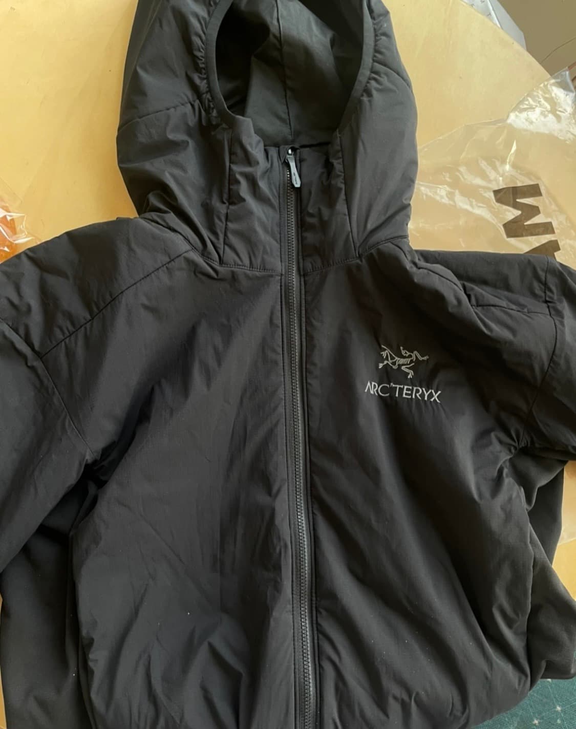 아크테릭스 아톰 후디 맨 s 블랙 구버전 새제품 상품이미지1